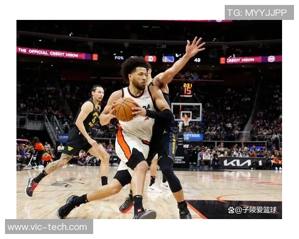 勇士与雷霆激战三场精彩回顾球员表现与战术分析全解析