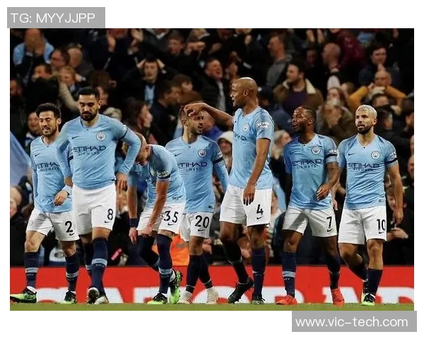 利物浦与曼城比赛前默哀致敬英超历史伟大球员的感人时刻 利物浦与曼城比赛前默哀致敬英超历史伟大球员的感人时刻