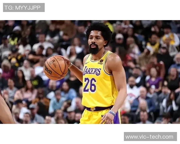 马库斯斯马特的篮球生涯与个人成长之路解析 马库斯斯马特的篮球生涯与个人成长之路解析