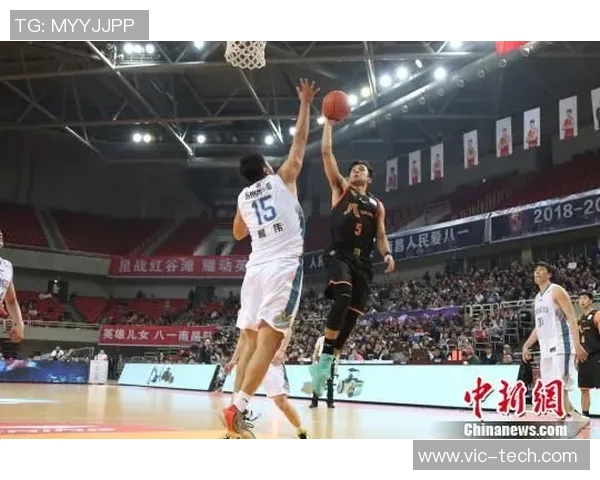 篮球灌篮明星的传奇之路与技巧揭秘让你也能成为场上焦点